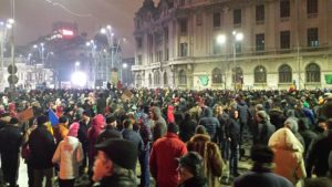 Romanian government scraps anti-graft decree amid protests