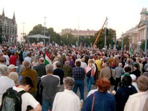 Hungarians Stage Large Protest Supporting Soros University