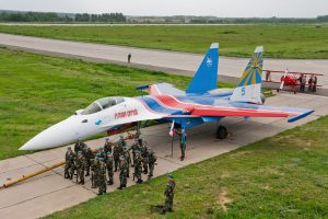Russia Boosts Military Spending In 2016 Amid Economic Slump