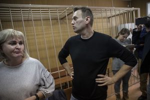  Police Seize Opposition Leader Navalny's Headquarters In Moscow