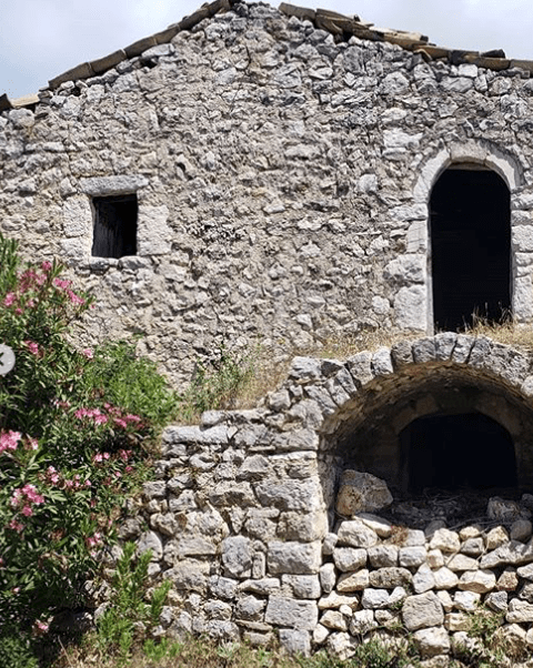 Places to Visit: The Albanian Castle of Himare