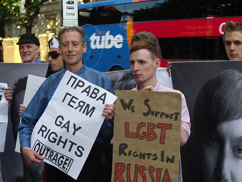Russia Moves To Ban Gay Marriage