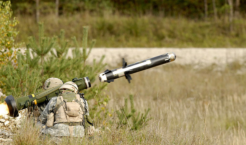  A soldier launches a FGM-148 Javelin anti-tank missile